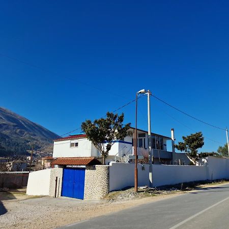 Guest House Krishen Përmet 外观 照片