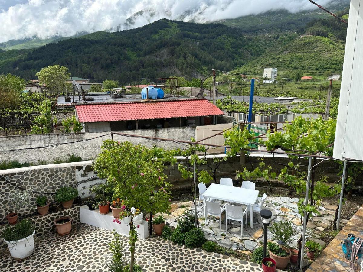 Guest House Krishen Përmet 外观 照片